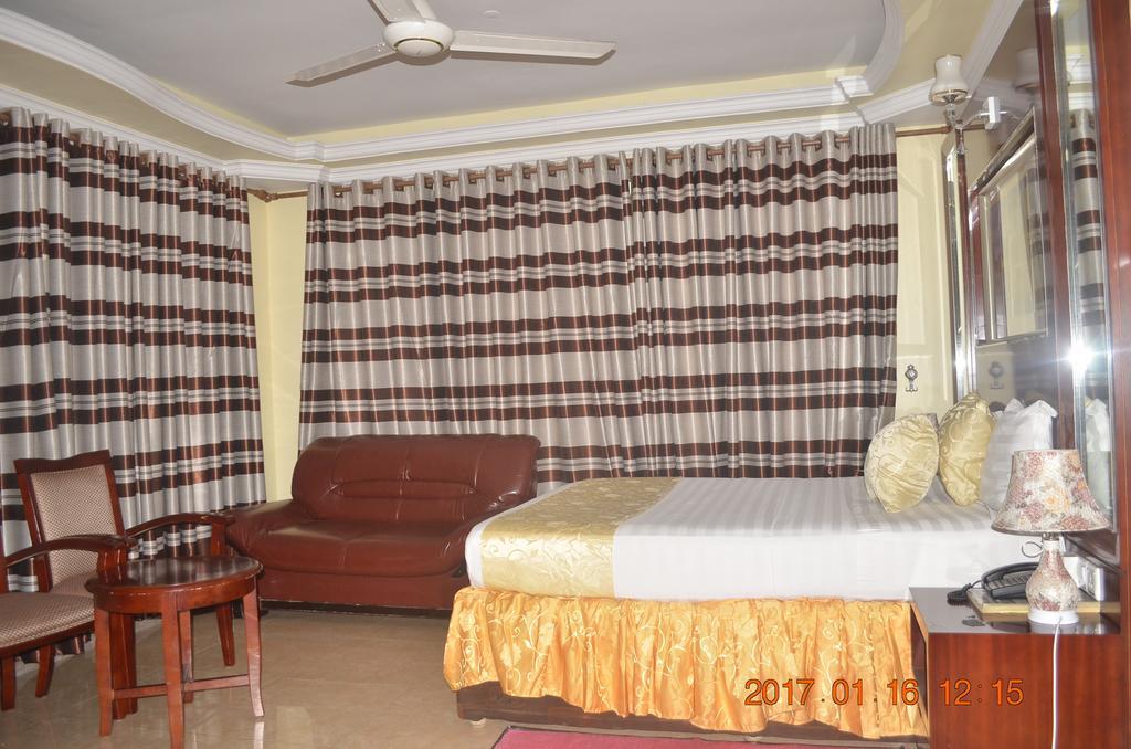 Donsuite Hotel 다르에스살람 외부 사진